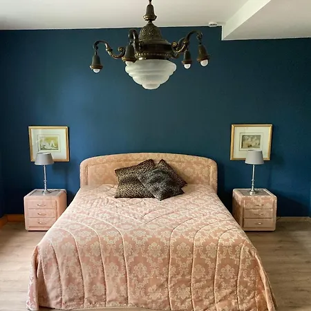 Jagdschloss Bed & Breakfast
