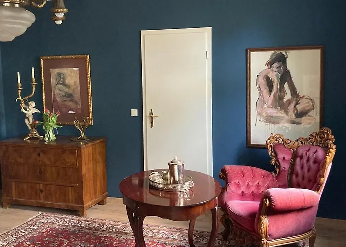 Jagdschloss 3* Hummelshain